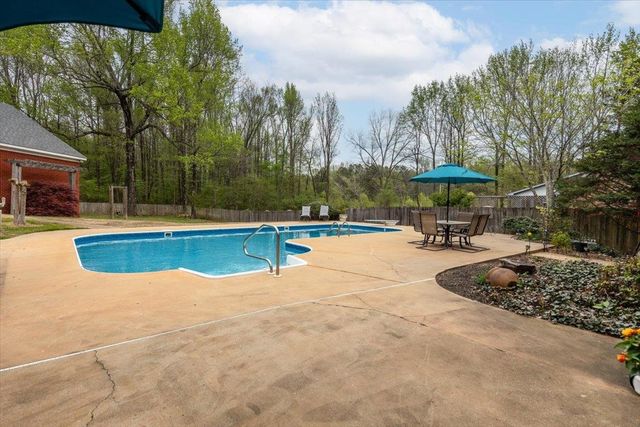 5460 WEDGEWOOD DR, Olive Branch, MS 38654