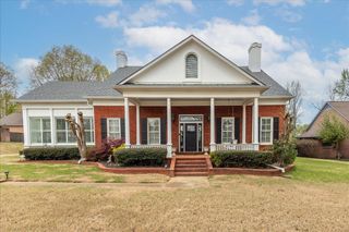 5460 WEDGEWOOD DR, Olive Branch, MS 38654