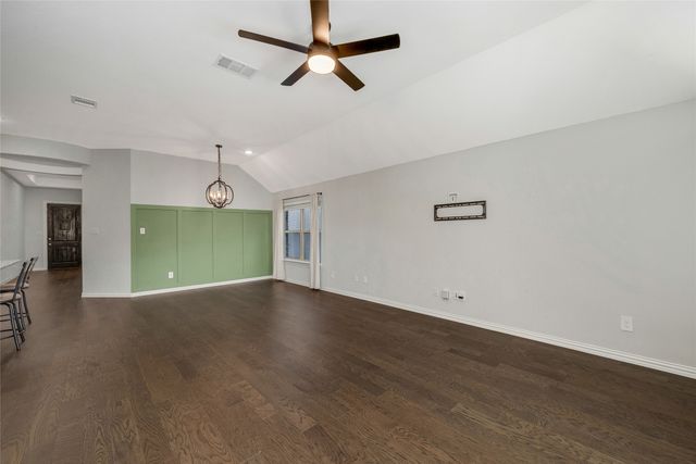 3136 Chinese Fir Drive, Heath, TX 75126