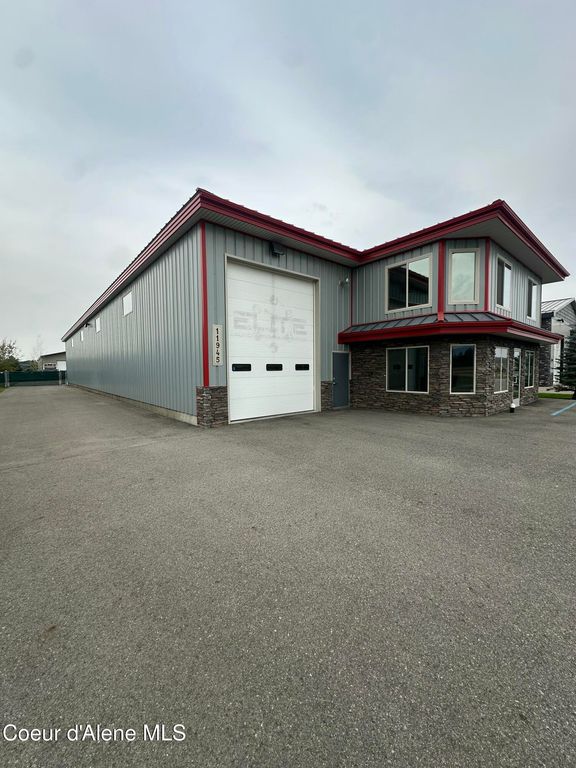 11945 N WARREN ST, Hayden, ID 83835 photo 2