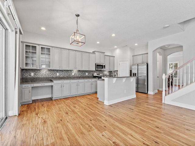 7606 S SPARKMAN STREET, Tampa, FL 33616
