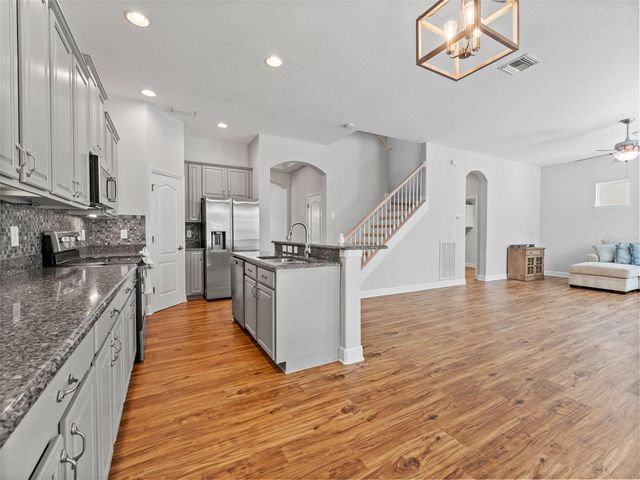 7606 S SPARKMAN STREET, Tampa, FL 33616