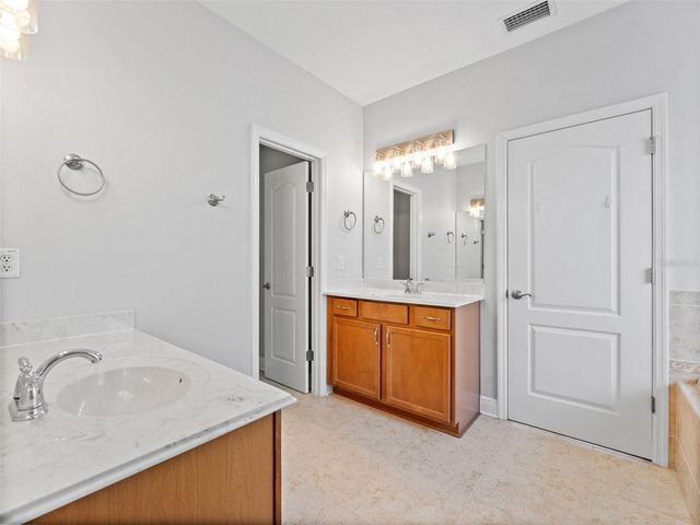 7606 S SPARKMAN STREET, Tampa, FL 33616