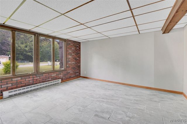 4357 Sunset Court, Lockport Town, NY 14094