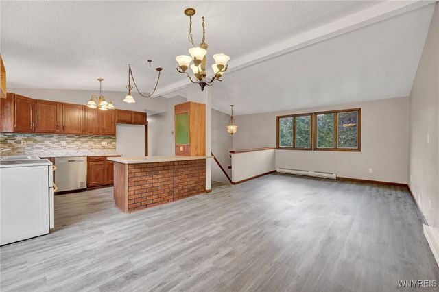 4357 Sunset Court, Lockport Town, NY 14094