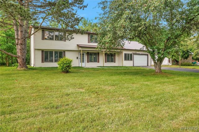 4357 Sunset Court, Lockport Town, NY 14094