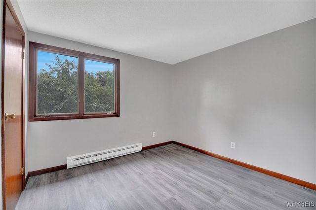 4357 Sunset Court, Lockport Town, NY 14094