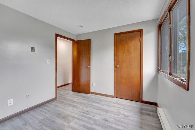 4357 Sunset Court, Lockport Town, NY 14094