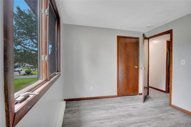 4357 Sunset Court, Lockport Town, NY 14094