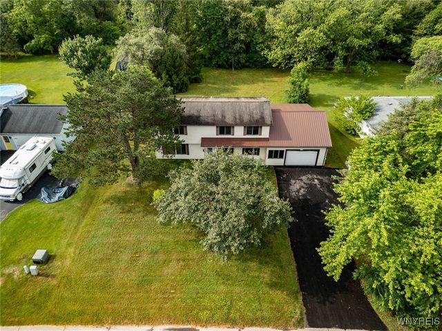 4357 Sunset Court, Lockport Town, NY 14094