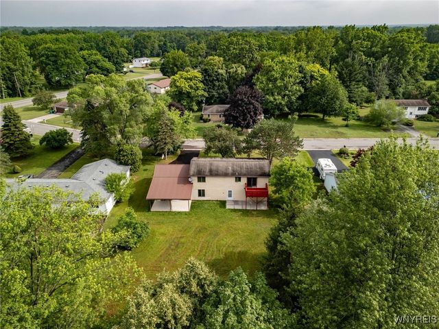 4357 Sunset Court, Lockport Town, NY 14094