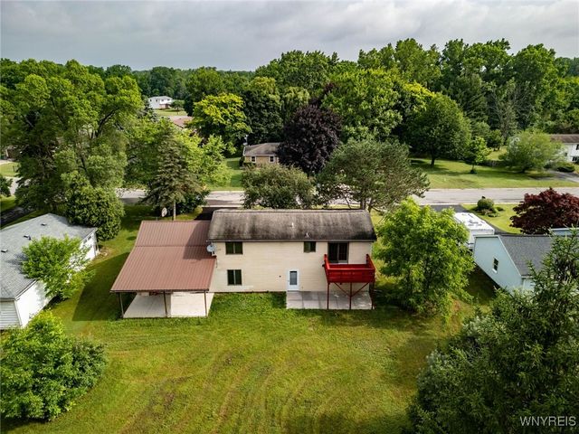 4357 Sunset Court, Lockport Town, NY 14094