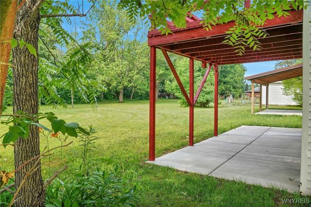 4357 Sunset Court, Lockport Town, NY 14094