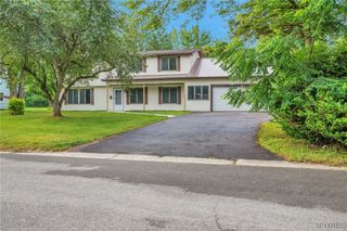 4357 Sunset Court, Lockport Town, NY 14094