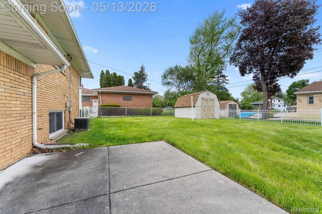 23410 Joy Road, Redford Charter Township, MI 48239
