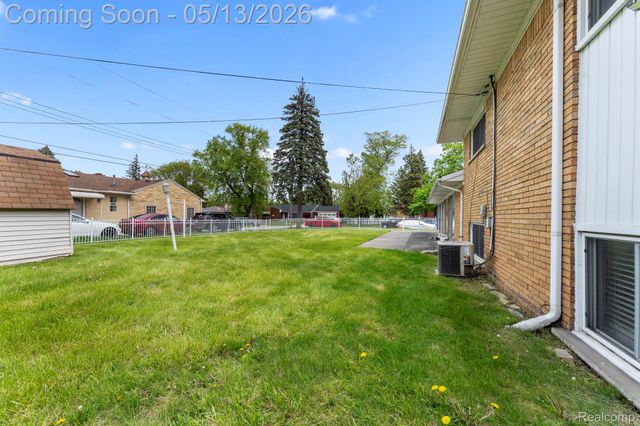 23410 Joy Road, Redford Charter Township, MI 48239
