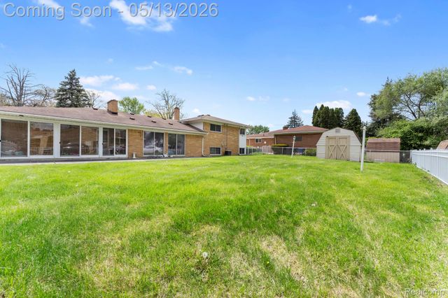 23410 Joy Road, Redford Charter Township, MI 48239