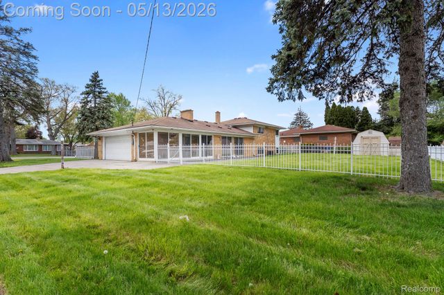 23410 Joy Road, Redford Charter Township, MI 48239