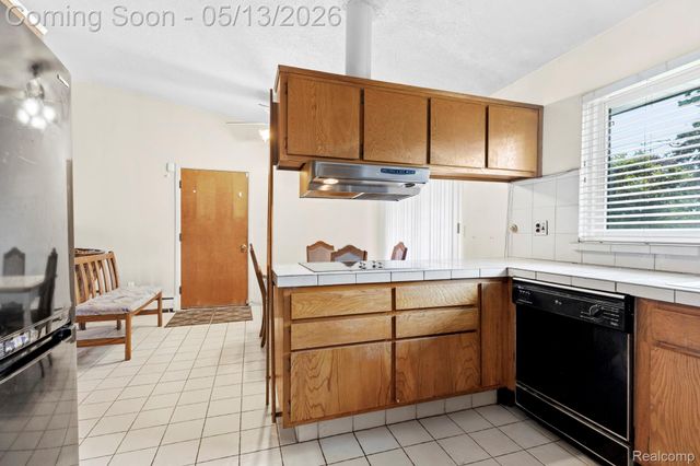23410 Joy Road, Redford Charter Township, MI 48239