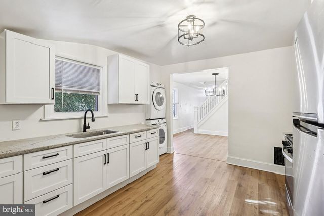 1007 WOODSIDE AVE, Brookhaven, PA 19015