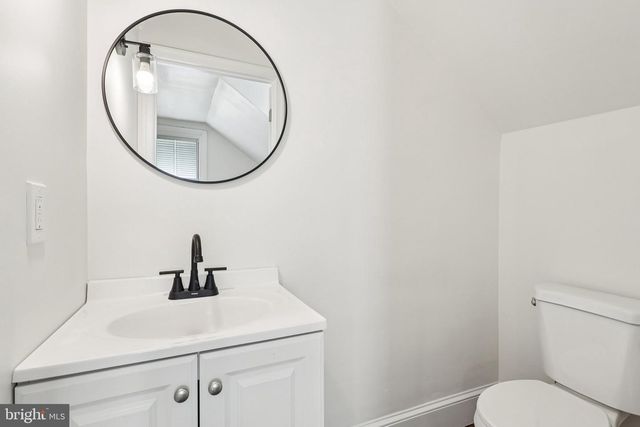 1007 WOODSIDE AVE, Brookhaven, PA 19015