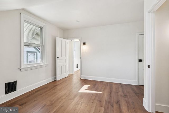 1007 WOODSIDE AVE, Brookhaven, PA 19015