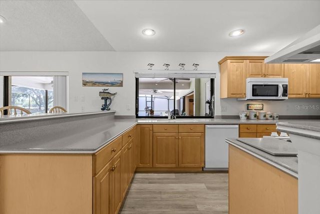 3111 HYDE PARK DRIVE, Clearwater, FL 33761