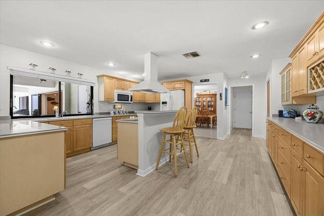 3111 HYDE PARK DRIVE, Clearwater, FL 33761