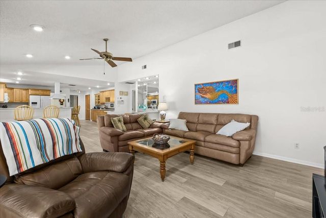 3111 HYDE PARK DRIVE, Clearwater, FL 33761