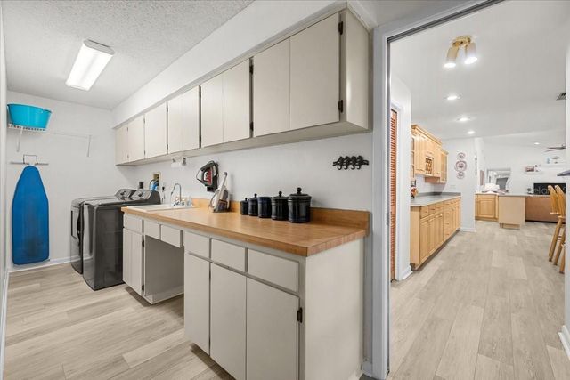 3111 HYDE PARK DRIVE, Clearwater, FL 33761