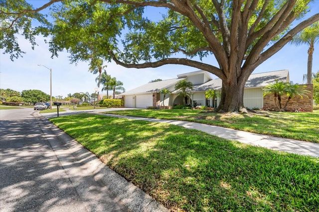 3111 HYDE PARK DRIVE, Clearwater, FL 33761