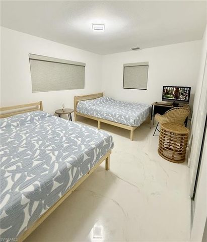 421 Cross ST, North Fort Myers, FL 33903