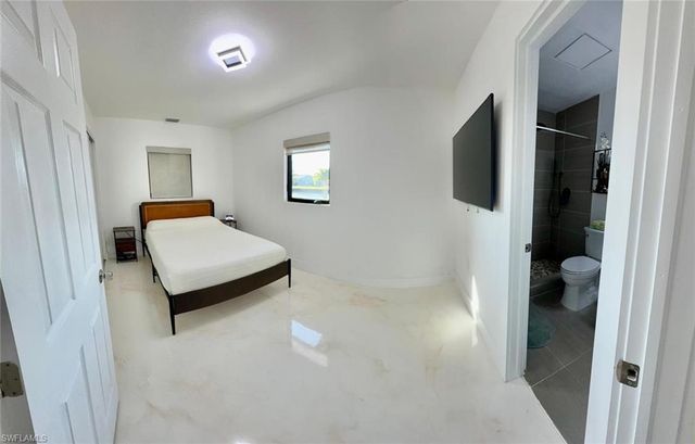 421 Cross ST, North Fort Myers, FL 33903