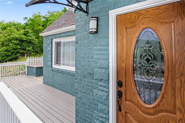 702 N Monongahela Ave, Glassport, PA 15045