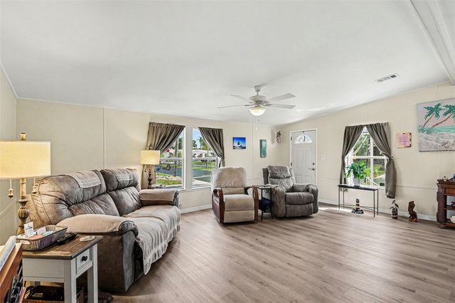 1000 KINGS HIGHWAY 366, Punta Gorda, FL 33980