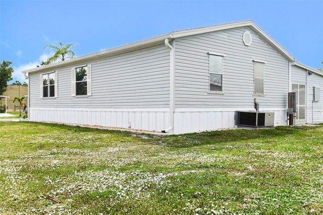 1000 KINGS HIGHWAY 366, Punta Gorda, FL 33980