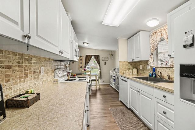 1000 KINGS HIGHWAY 366, Punta Gorda, FL 33980