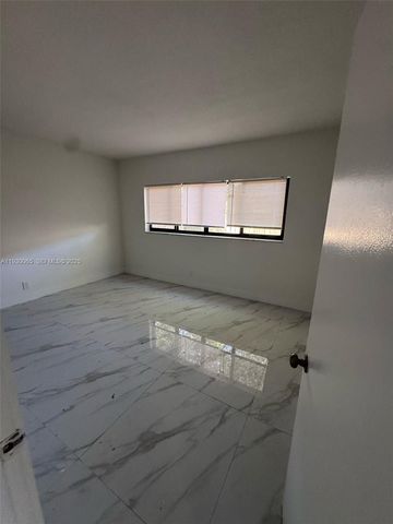 5731 NE 18 TH AVE 4, Fort Lauderdale, FL 33334