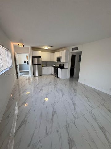 5731 NE 18 TH AVE 4, Fort Lauderdale, FL 33334