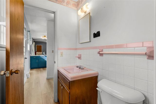 401 Sanders Avenue, Springdale, AR 72764