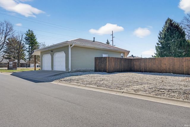 501 S DIXON Road, Kokomo, IN 46901