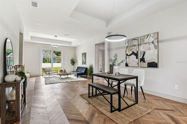 7208 N GLEN AVENUE, Tampa, FL 33614
