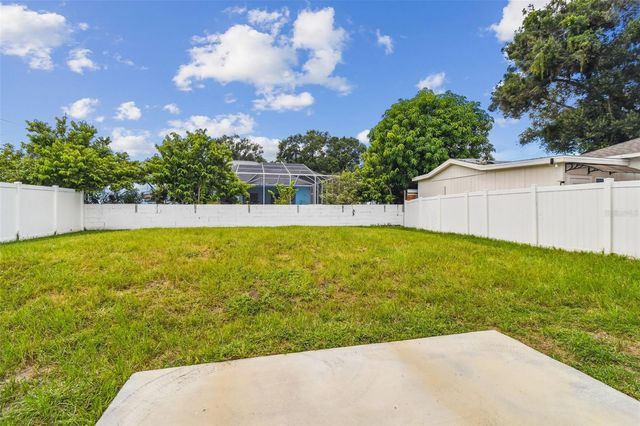 7208 N GLEN AVENUE, Tampa, FL 33614