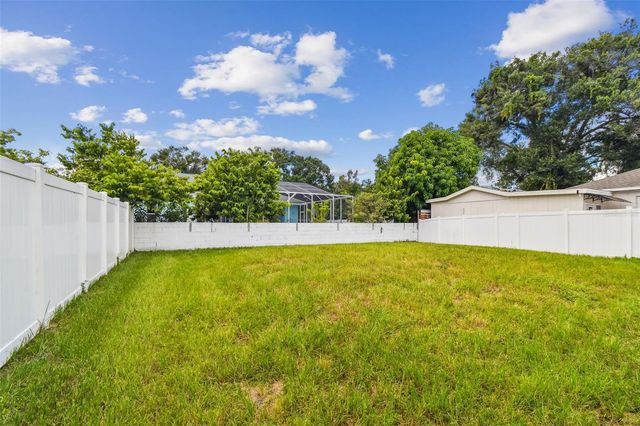 7208 N GLEN AVENUE, Tampa, FL 33614