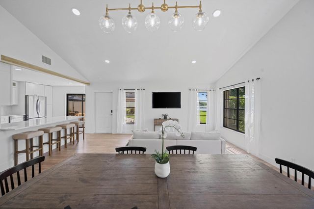 4451 Willow Pond Road B, West Palm Beach, FL 33417