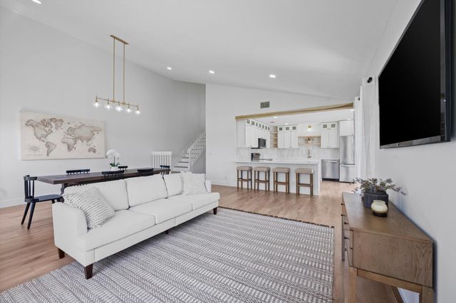 4451 Willow Pond Road B, West Palm Beach, FL 33417