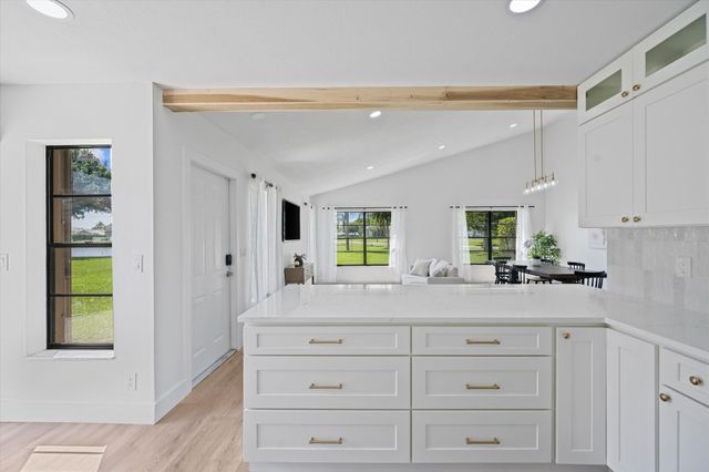 4451 Willow Pond Road B, West Palm Beach, FL 33417