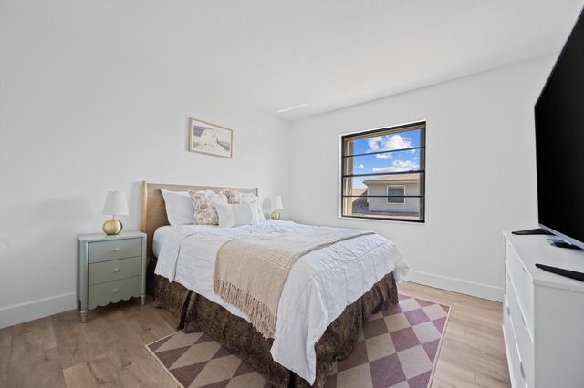 4451 Willow Pond Road B, West Palm Beach, FL 33417