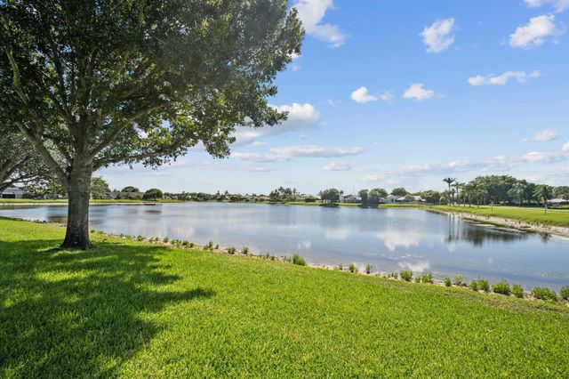 4451 Willow Pond Road B, West Palm Beach, FL 33417