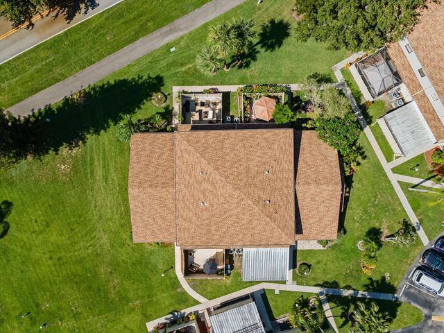 4451 Willow Pond Road B, West Palm Beach, FL 33417